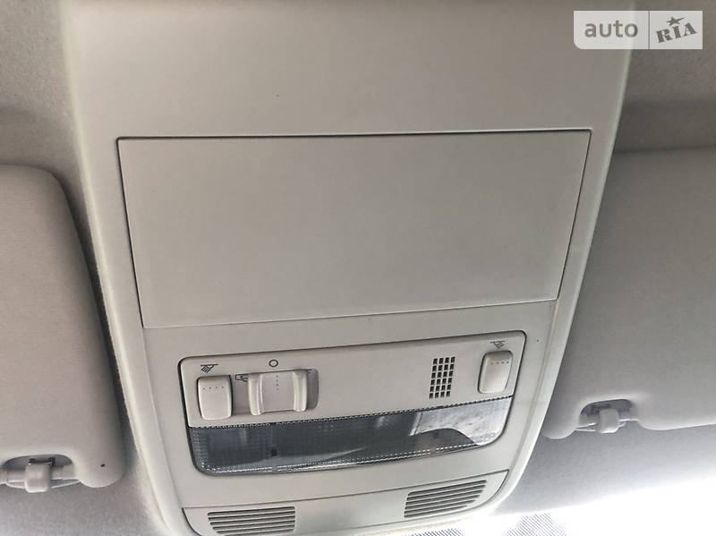 Вантажопасажирський фургон Volkswagen Transporter 2016 в Бучі