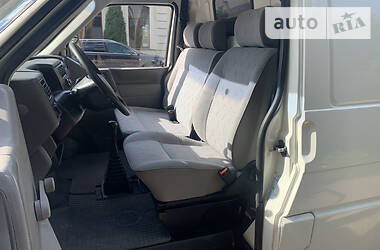 Грузовой фургон Volkswagen Transporter 1999 в Радивилове