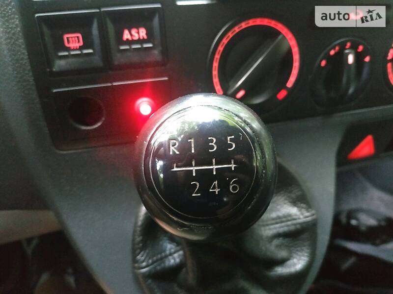 Вантажопасажирський фургон Volkswagen Transporter 2005 в Гайсину фото 29 Вантажопасажирський фургон Volkswagen Transporter 2005 в Гайсину