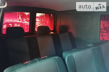 Грузопассажирский фургон Volkswagen Transporter 2001 в 