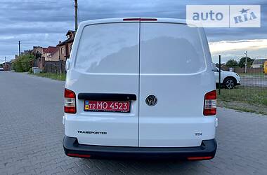 Універсал Volkswagen Transporter 2015 в 
