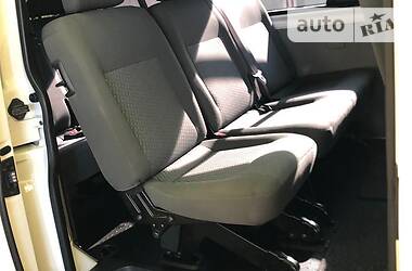  Volkswagen Transporter 2012 в 