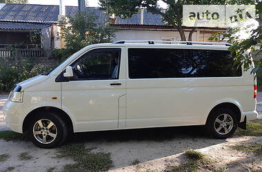 Универсал Volkswagen Transporter 2006 в Чернигове