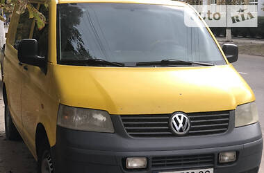 Грузопассажирский фургон Volkswagen Transporter 2006 в Кропивницком