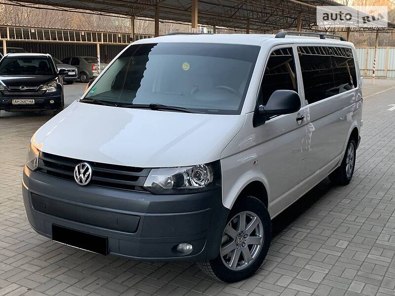 Грузопассажирский фургон Volkswagen Transporter 2010 в Константиновке