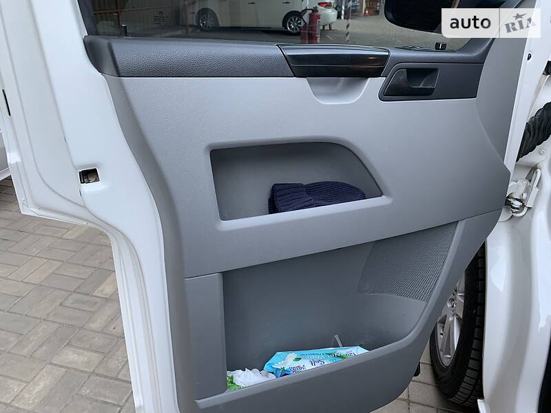 Грузопассажирский фургон Volkswagen Transporter 2010 в Константиновке