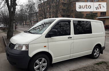 Грузопассажирский фургон Volkswagen Transporter 2006 в Кропивницком