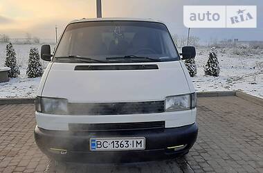Минивэн Volkswagen Transporter 1996 в Городке