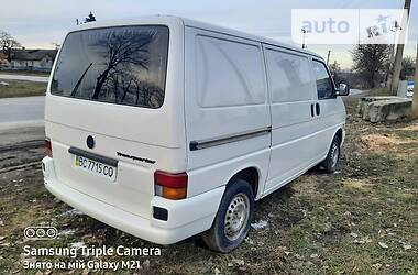 Грузопассажирский фургон Volkswagen Transporter 2000 в Львове