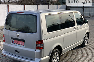 Мінівен Volkswagen Transporter 2013 в Рівному