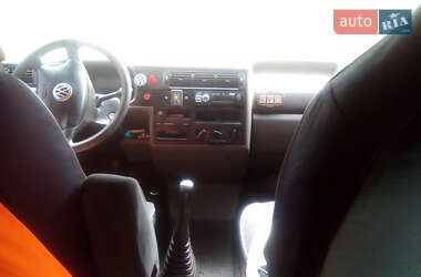 Минивэн Volkswagen Transporter 2000 в 