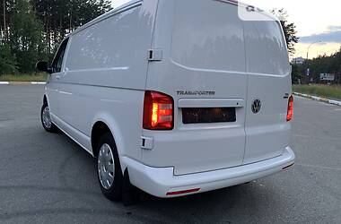 Минивэн Volkswagen Transporter 2017 в Ирпене