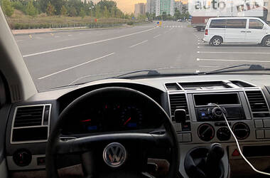 Минивэн Volkswagen Transporter 2005 в 