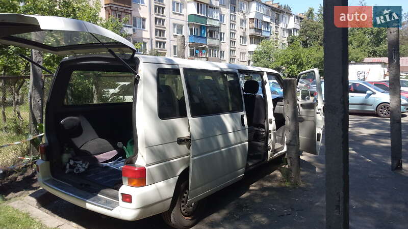 Минивэн Volkswagen Transporter 2001 в Киеве