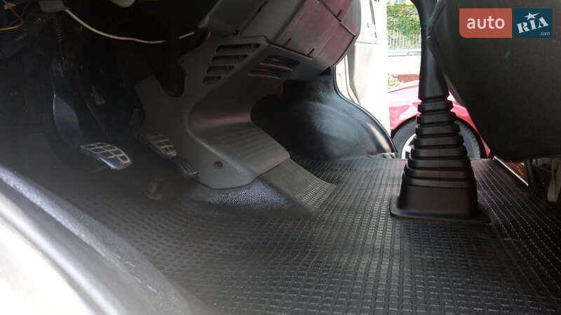 Минивэн Volkswagen Transporter 2001 в Киеве