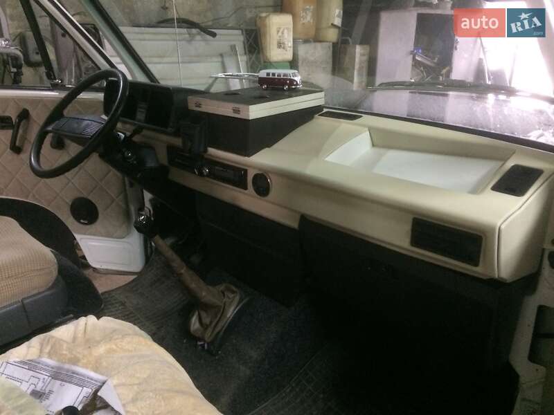 Будинок на колесах Volkswagen Transporter 1985 в Кропивницькому