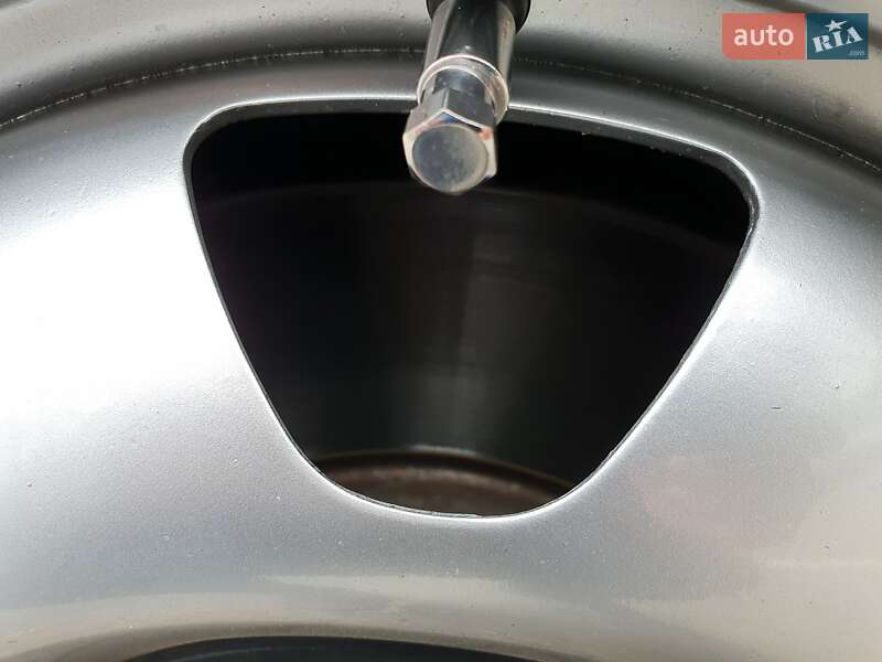 Минивэн Volkswagen Transporter 2016 в Кропивницком