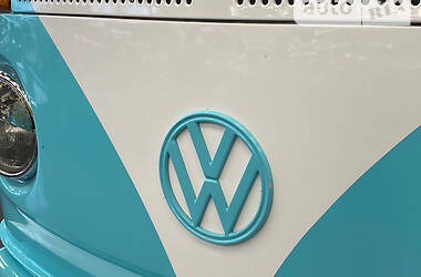 Минивэн Volkswagen Transporter 1977 в 