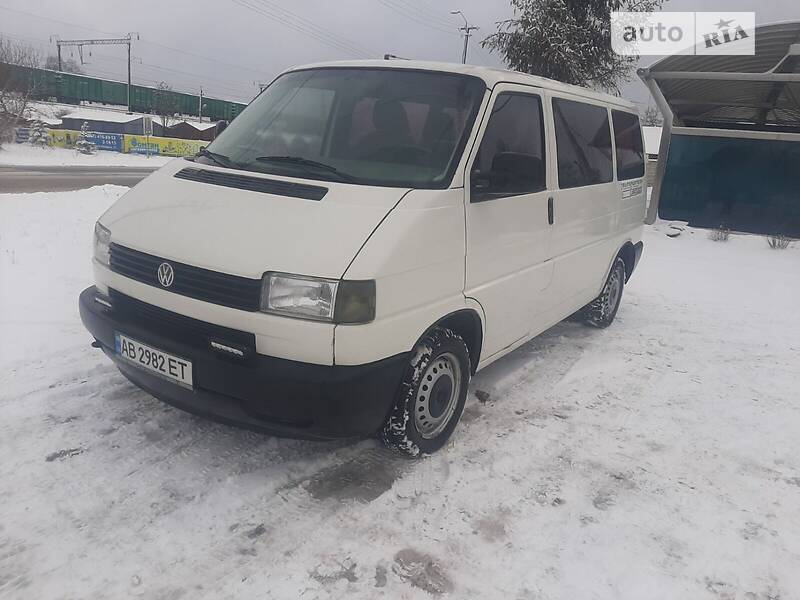 Универсал Volkswagen Transporter 1997 в Казатине