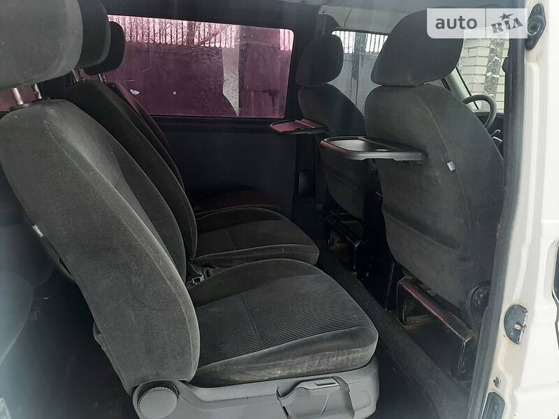 Универсал Volkswagen Transporter 1997 в Казатине