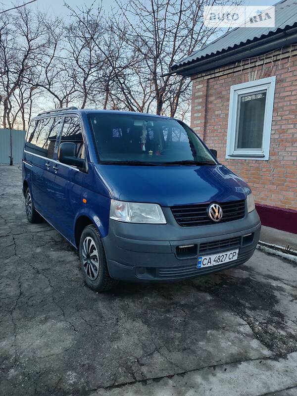 Мінівен Volkswagen Transporter 2004 в Смілі