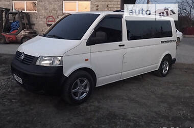 Минивэн Volkswagen Transporter 2005 в Тячеве