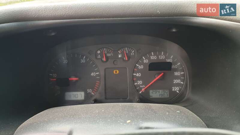 Минивэн Volkswagen Transporter 2002 в Днепре