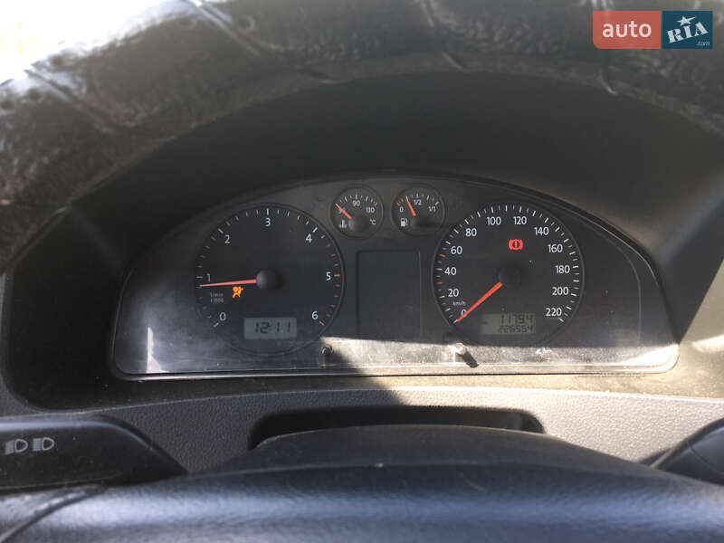 Минивэн Volkswagen Transporter 2005 в Рожнятове