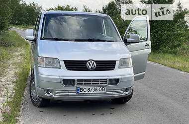 Универсал Volkswagen Transporter 2005 в 