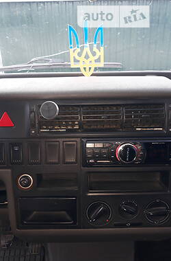 Мінівен Volkswagen Transporter 2000 в 