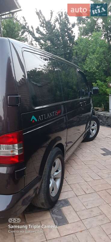 Минивэн Volkswagen Transporter 2010 в Николаеве