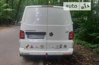 Минивэн Volkswagen Transporter 2015 в Киеве