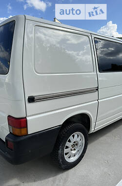 Минивэн Volkswagen Transporter 1998 в 