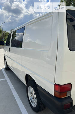 Минивэн Volkswagen Transporter 1998 в 