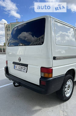 Минивэн Volkswagen Transporter 1998 в 