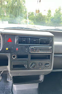 Минивэн Volkswagen Transporter 1998 в 