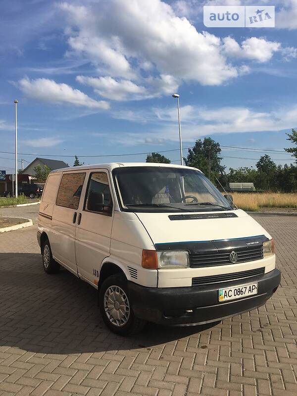 Минивэн Volkswagen Transporter 2001 в 
