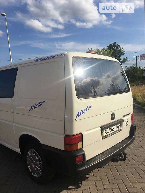 Минивэн Volkswagen Transporter 2001 в Любомле