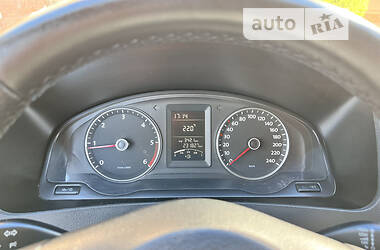Вантажний фургон Volkswagen Transporter 2012 в 