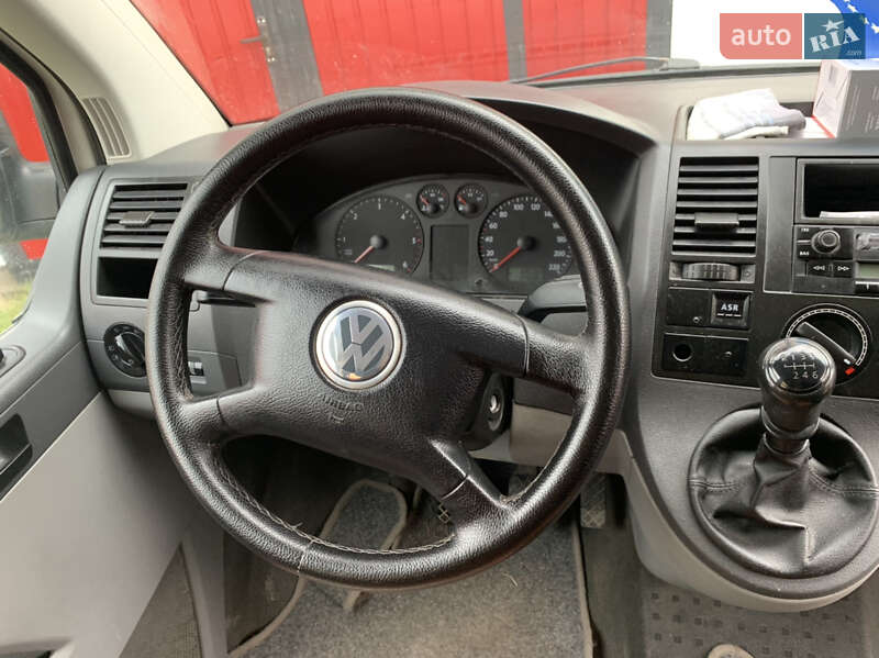 Минивэн Volkswagen Transporter 2006 в Городенке
