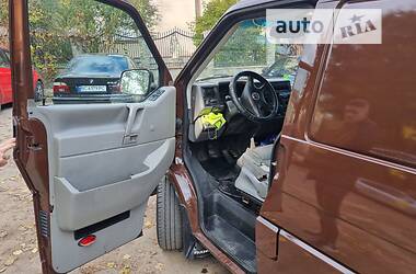 Вантажний фургон Volkswagen Transporter 1999 в 