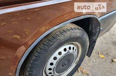 Вантажний фургон Volkswagen Transporter 1999 в 