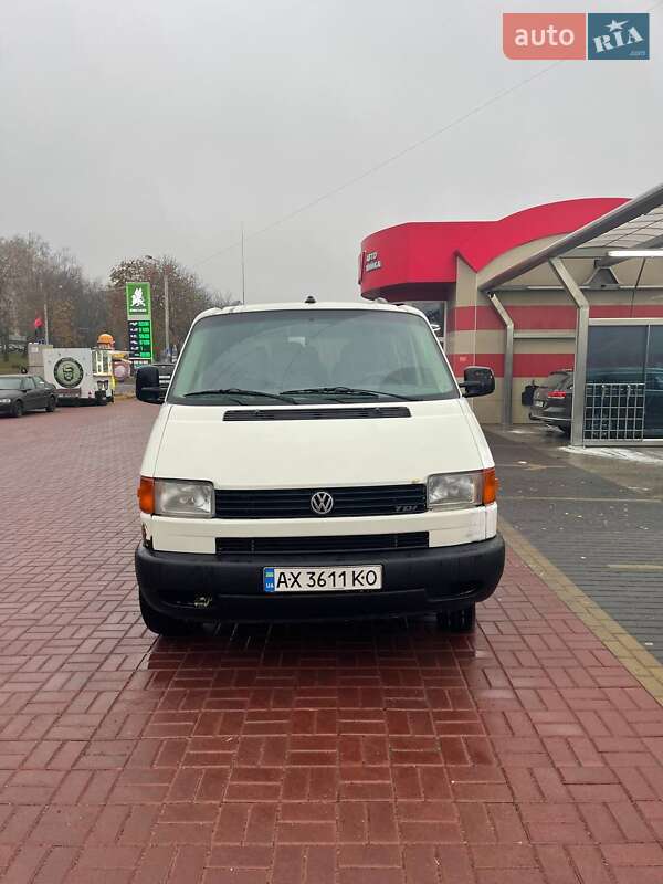 Минивэн Volkswagen Transporter 2003 в Ровно