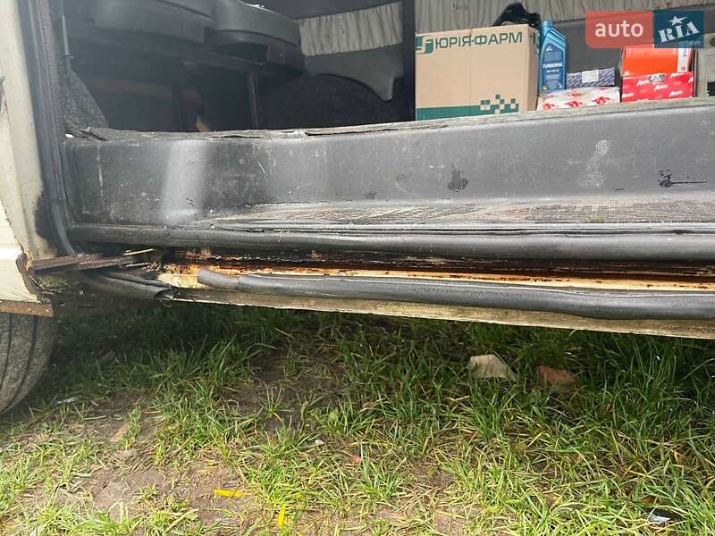 Минивэн Volkswagen Transporter 2003 в Ровно