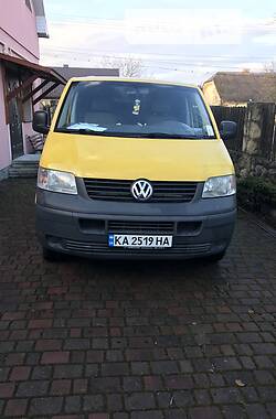 Грузовой фургон Volkswagen Transporter 2009 в Калуше