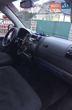 Минивэн Volkswagen Transporter 2004 в 