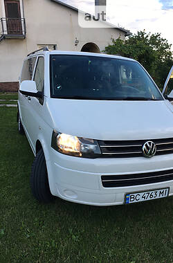 Минивэн Volkswagen Transporter 2015 в Львове