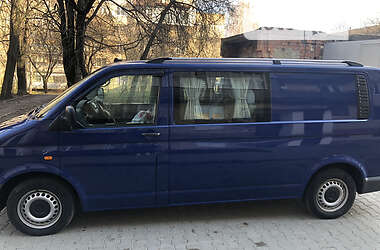 Минивэн Volkswagen Transporter 2004 в Черновцах