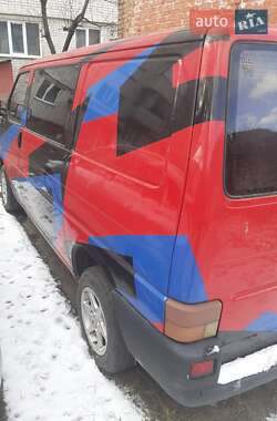 Минивэн Volkswagen Transporter 1996 в Ровно