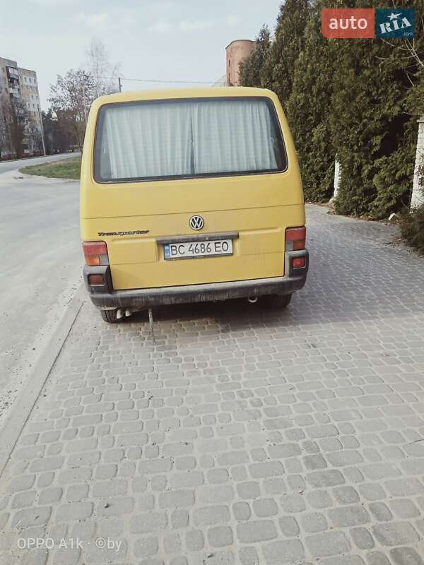 Минивэн Volkswagen Transporter 1999 в Новояворовске